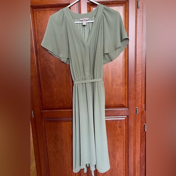 H&M Dresses & Skirts - H&M size small sage green dress